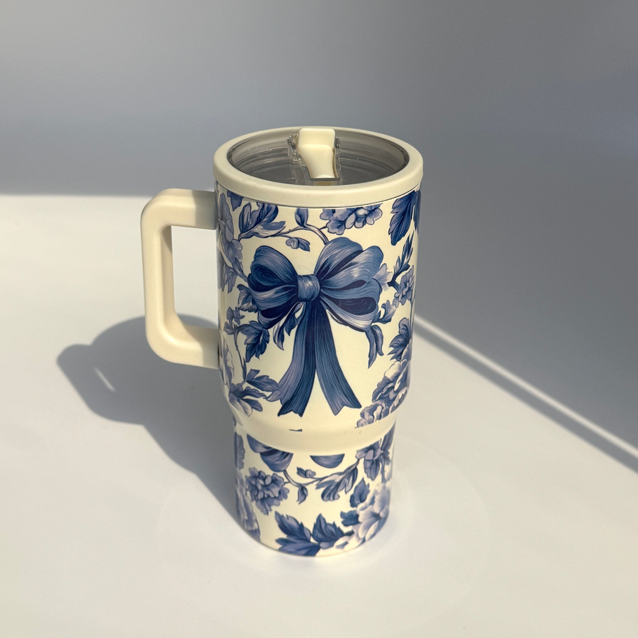 Classic Blue Bow Tumbler – 20 oz